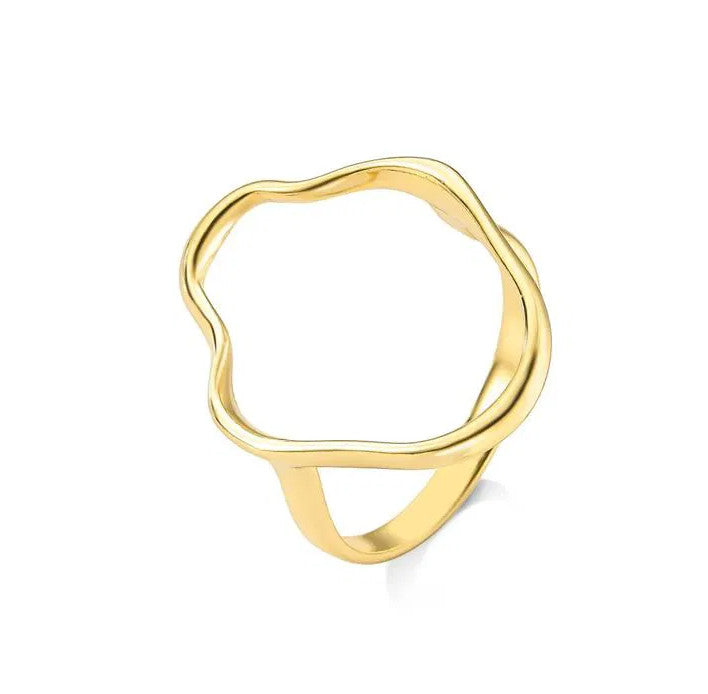 Anillo de tres hileras con piedras preciosas