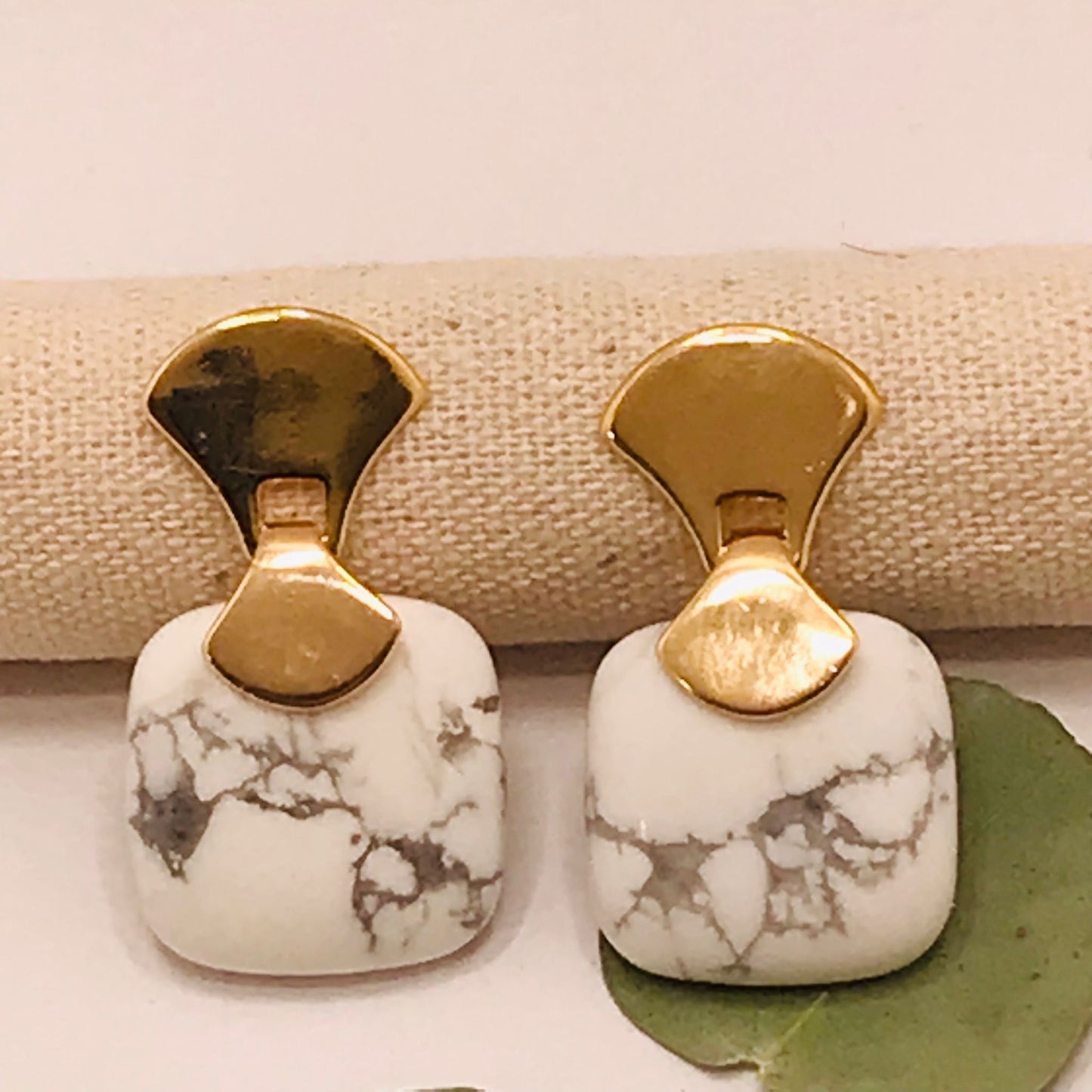 Frameless Square Gemstone Earring - White Howlite