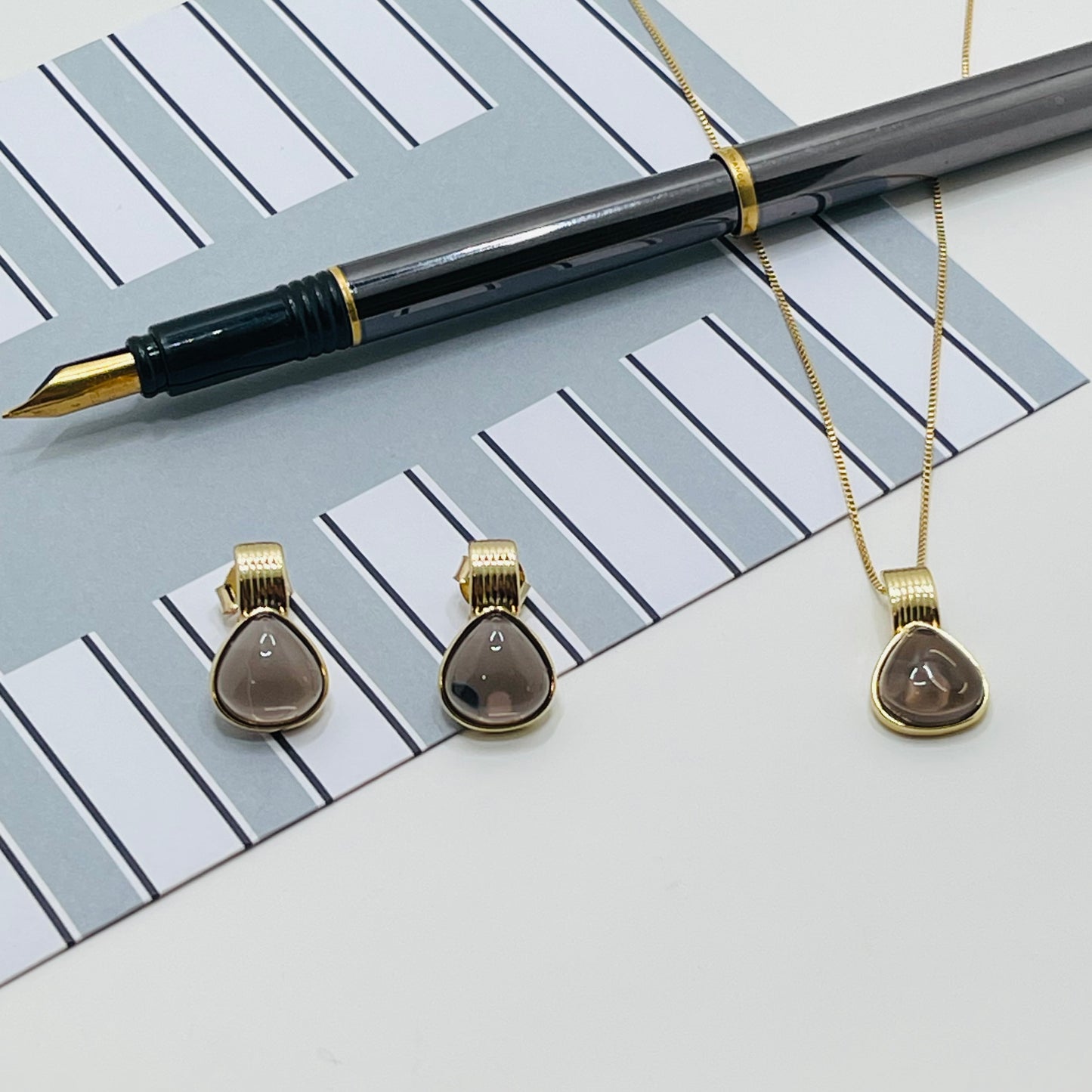 Enigma Drop Necklace - Smoke Ob