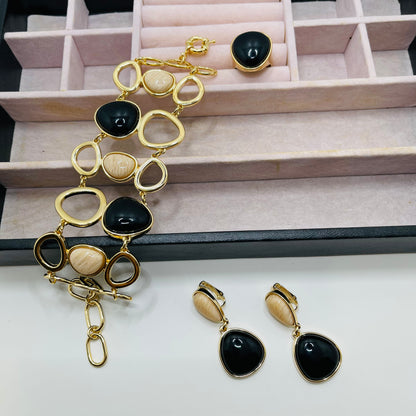 Select Clip Earring