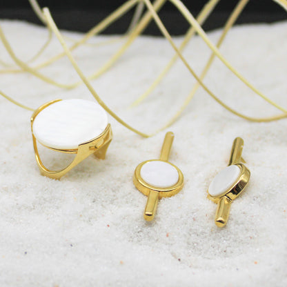 Geometric Circular Gemstone Ring - Mother of Pearl