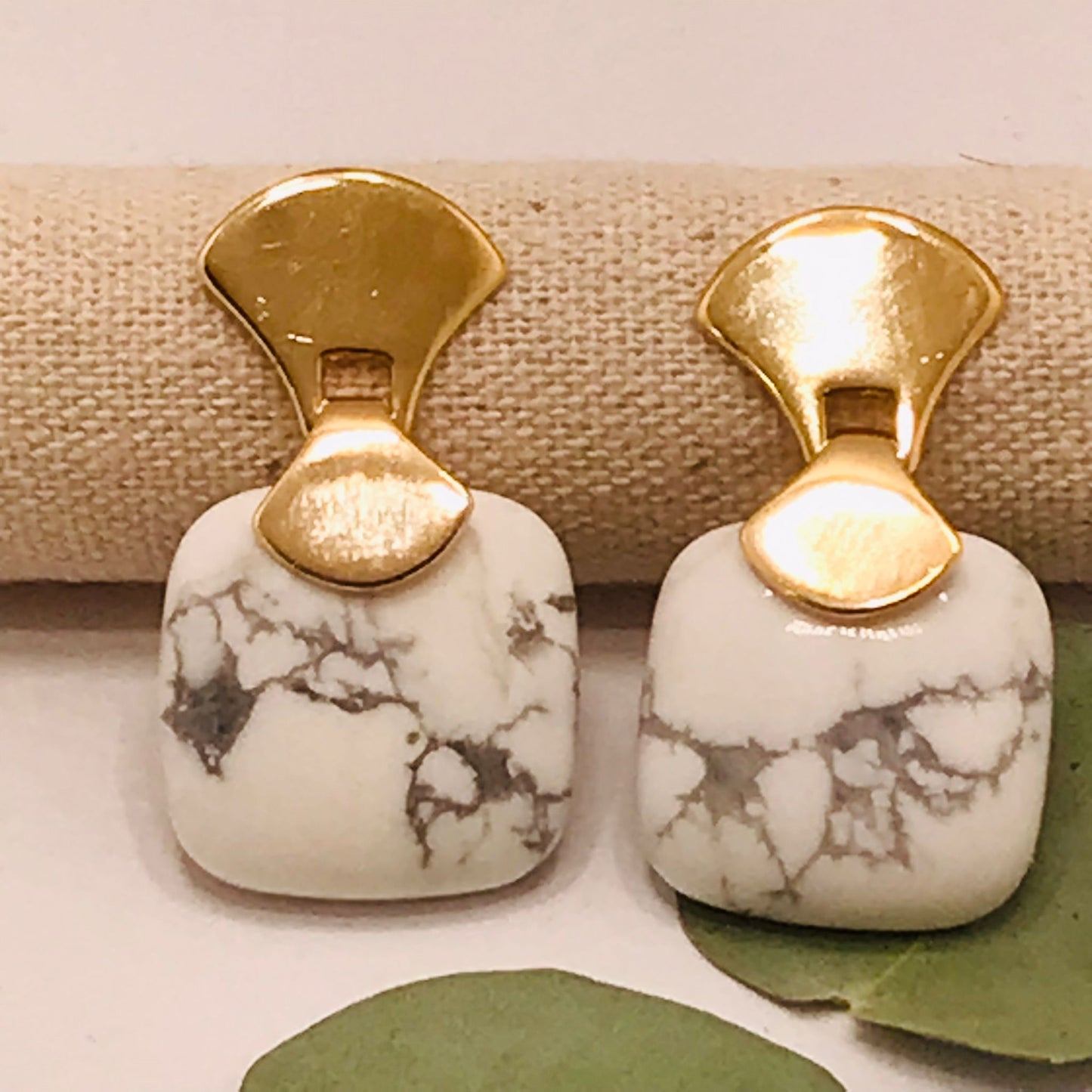 Frameless Square Gemstone Earring - White Howlite